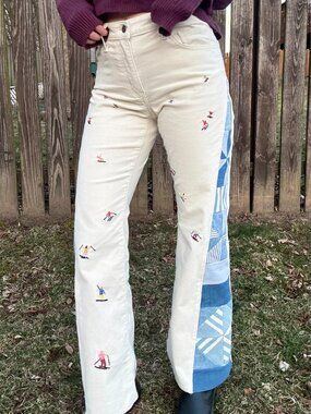 Levi's Embroidery Ski Quilted Corduroy Wide Leg High Rise Pants Ivory Women 27/4
